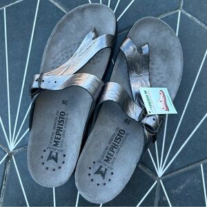 NWT!! Mephisto Helen sandal pewter size 39